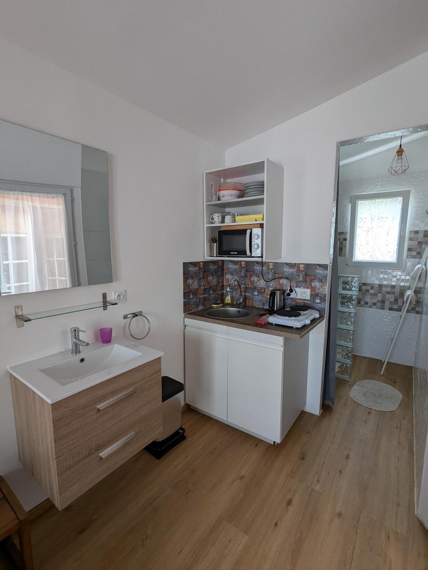 Chez Frida Apartment อองเทอร์-โดซ์ ภายนอก รูปภาพ