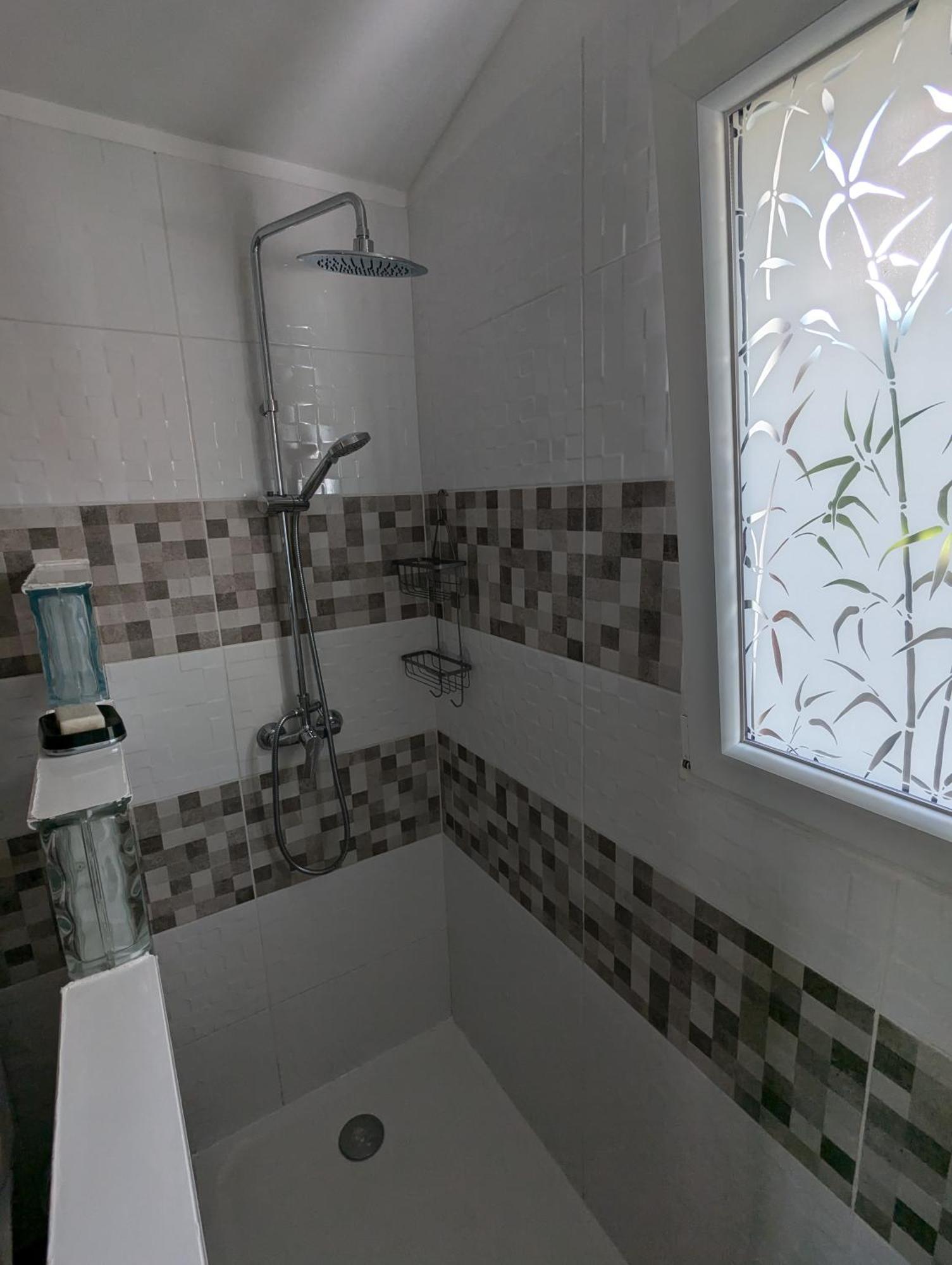 Chez Frida Apartment อองเทอร์-โดซ์ ภายนอก รูปภาพ
